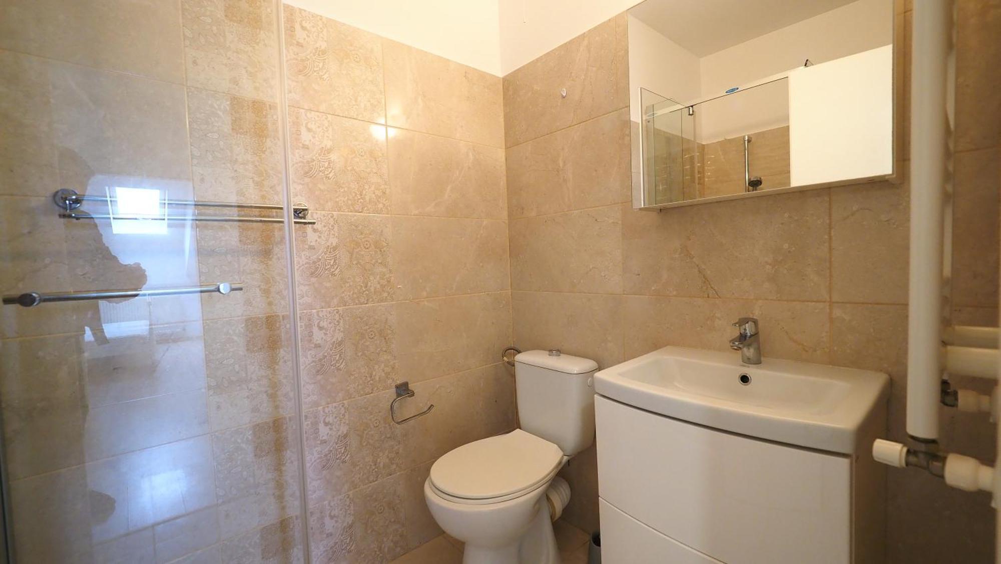 Iassium Airport Apartments Яш Екстериор снимка